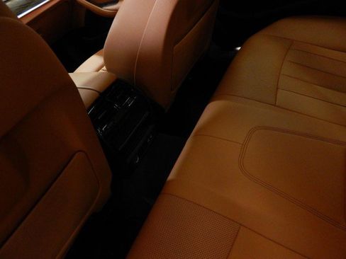 Used 2022 BMW 530i xDrive image 36