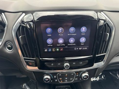 Certified 2023 Chevrolet Traverse LT w/ Rear Camera Mirror Package AWD/4WD image 18