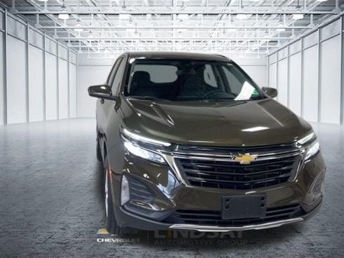 Used 2023 Chevrolet Equinox LT image 4