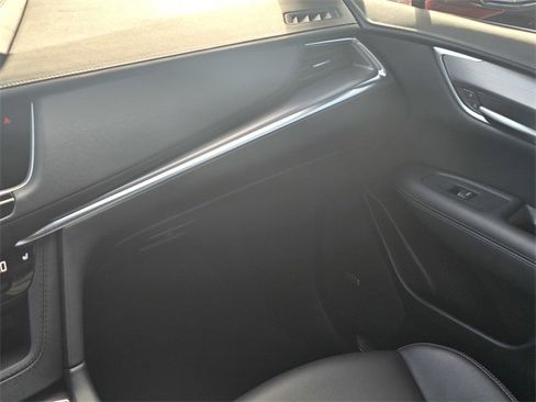 Used 2024 Cadillac XT5 Luxury image 18