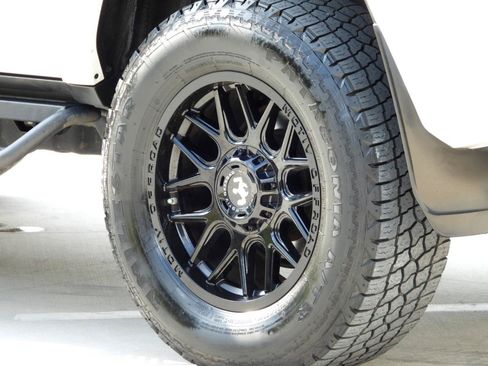 Used 2021 Toyota 4Runner SR5 AWD/4WD image 23