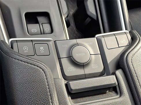 Used 2024 Toyota Grand Highlander Limited image 24