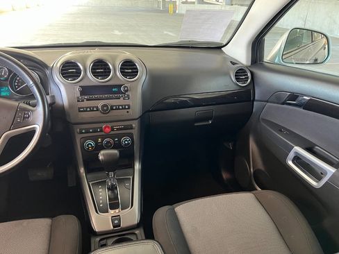 Used 2013 Chevrolet Captiva Sport LS image 10
