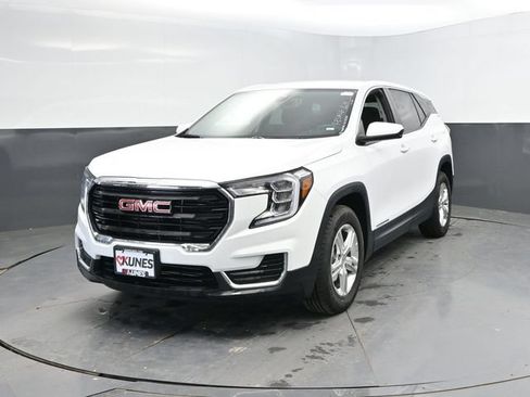 Used 2024 GMC Terrain SLE AWD/4WD image 6
