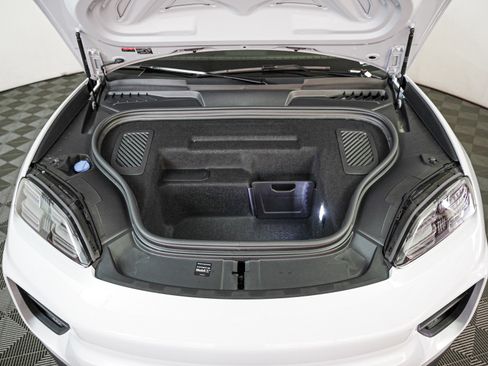 New 2026 Porsche Macan 4S Electric image 12