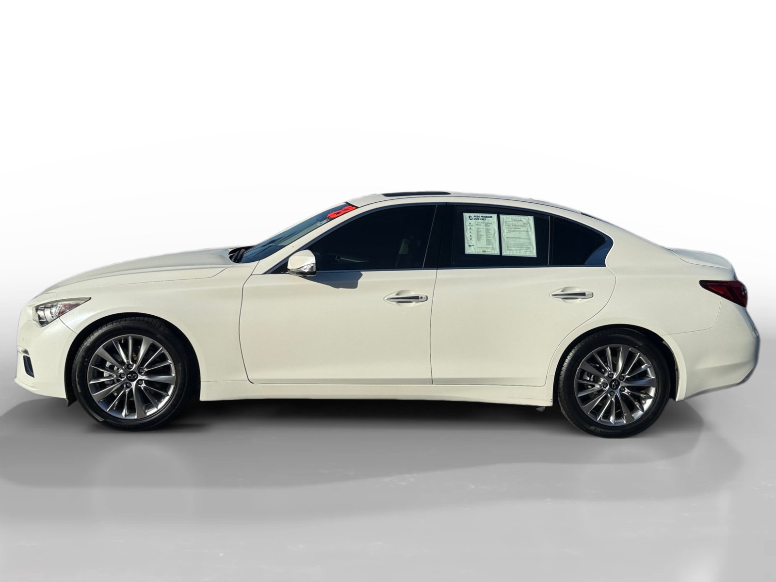 Used 2023 INFINITI Q50 Luxe RWD image 2