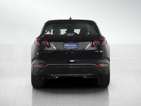 Certified 2024 Hyundai Tucson SE image 4