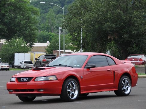Used 1999 Ford Mustang GT RWD image 1