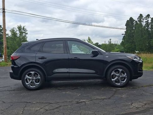 Used 2025 Ford Escape ST-Line Select AWD/4WD image 7