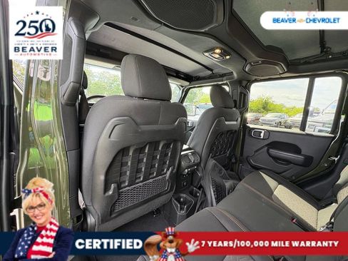 Used 2022 Jeep Gladiator Mojave w/ LED Lighting Group AWD/4WD image 15