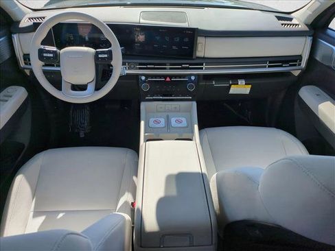 New 2026 Hyundai Santa Fe SE image 16