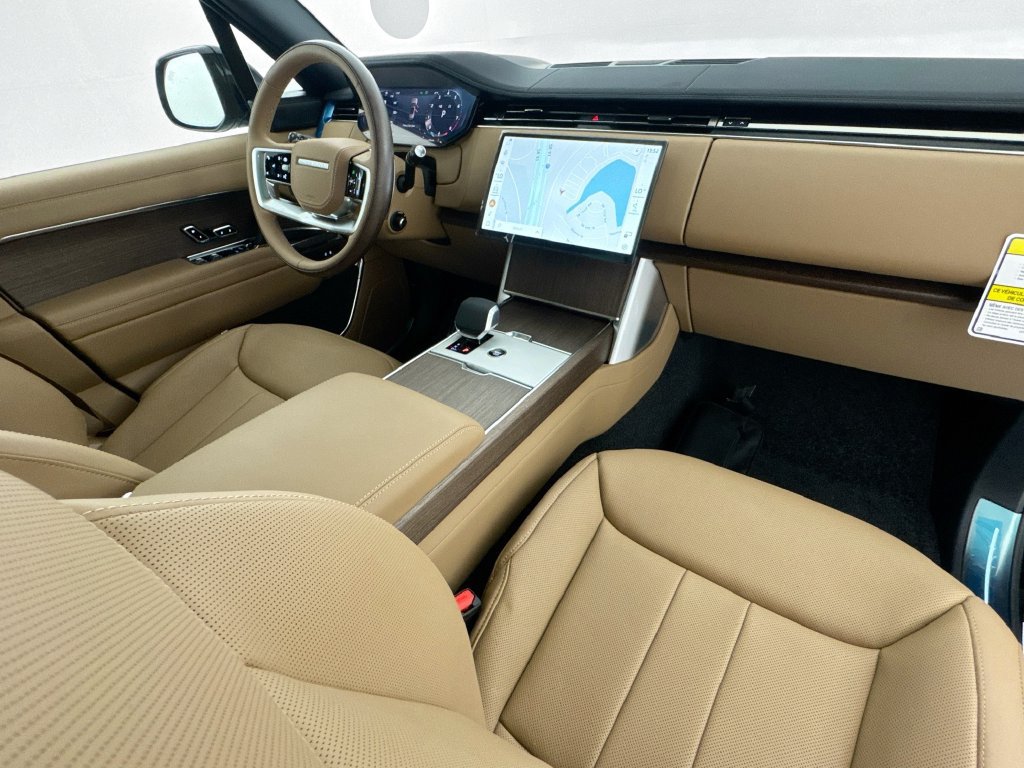 New 2026 Land Rover Range Rover Long Wheelbase SE AWD/4WD image 31
