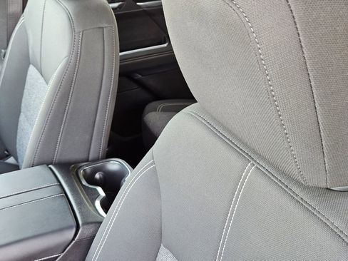 Used 2025 GMC Acadia Elevation image 31