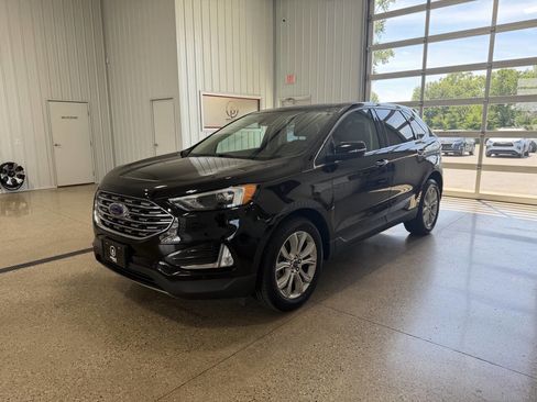 Used 2023 Ford Edge Titanium w/ Cargo Accessory Package AWD/4WD image 2