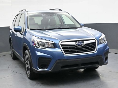 Used 2019 Subaru Forester Premium image 9