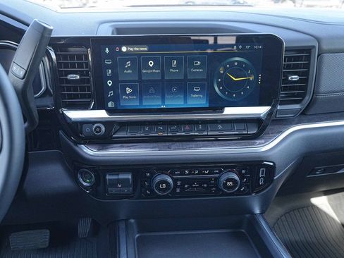 Used 2026 Chevrolet Silverado 3500 LTZ w/ LTZ Plus Package AWD/4WD image 32