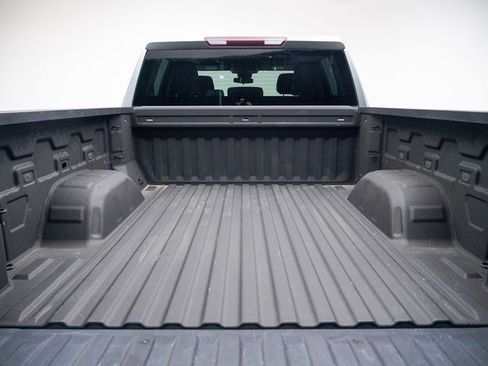 Used 2023 Chevrolet Silverado 1500 RST w/ Z71 Off-Road Package image 14