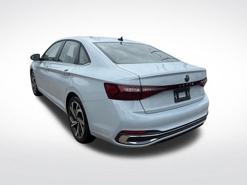 Used 2025 Volkswagen Jetta SEL FWD image 7