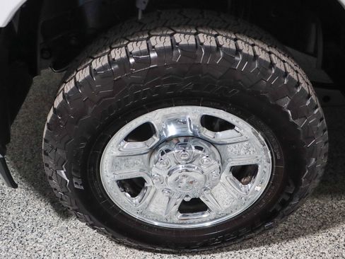 Used 2022 RAM 2500 Big Horn w/ Cold Weather Group image 11