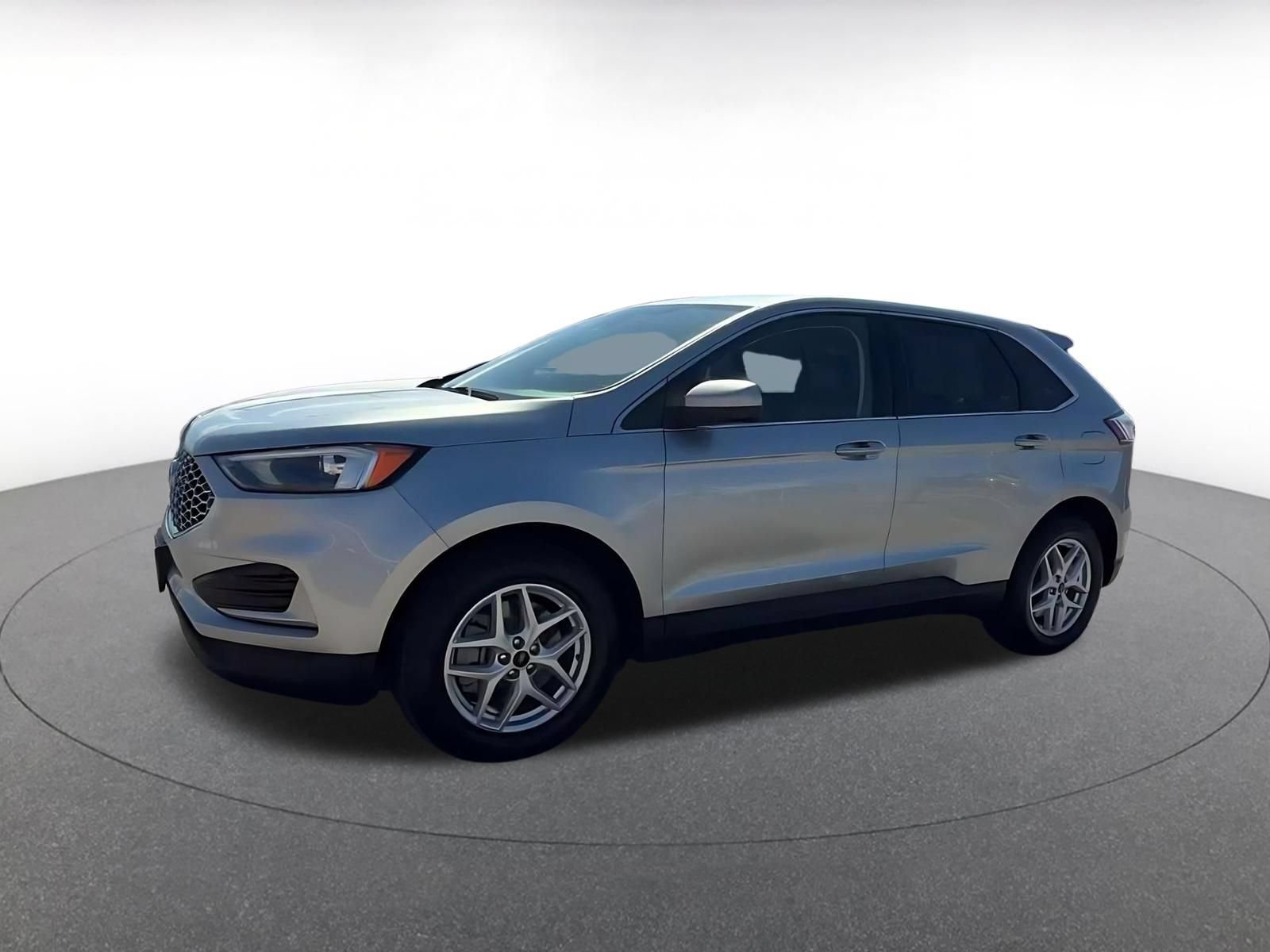 Used 2024 Ford Edge SEL AWD/4WD image 7