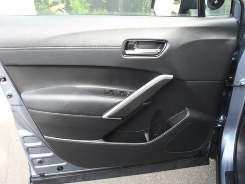 Certified 2022 Toyota Corolla Cross XLE w/ Convenience Package image 13