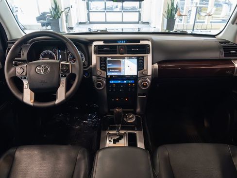 Used 2022 Toyota 4Runner Limited AWD/4WD image 9