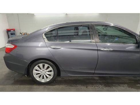 Used 2015 Honda Accord EX-L image 9