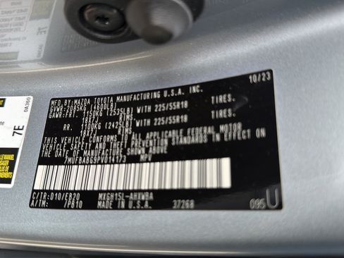 Used 2023 Toyota Corolla Cross AWD Hybrid image 21