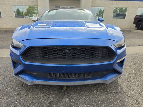 Used 2019 Ford Mustang Coupe w/ Black Accent Package RWD image 22