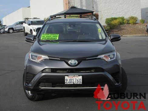 Used 2018 Toyota RAV4 LE image 23