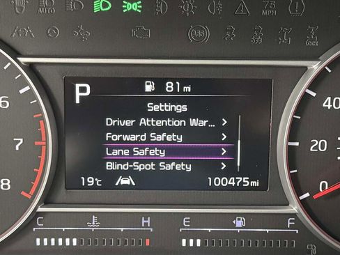 Used 2021 Kia Sorento EX image 19