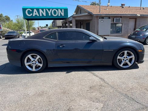 Used 2013 Chevrolet Camaro SS RWD image 2