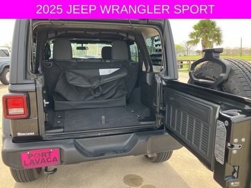 Used 2025 Jeep Wrangler Sport image 16
