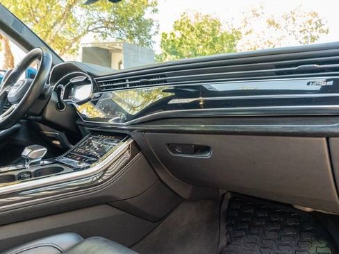 Used 2021 Audi Q8 Prestige w/ Prestige Package image 46
