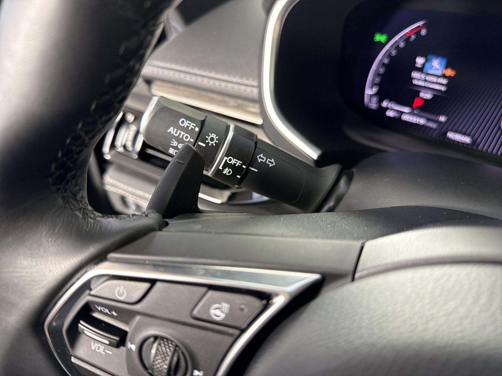 Certified 2026 Acura MDX w/ Advance Package AWD/4WD image 17