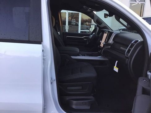 New 2026 RAM 1500 Big Horn AWD/4WD image 23