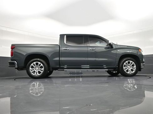 Used 2025 Chevrolet Silverado 1500 LTZ image 28