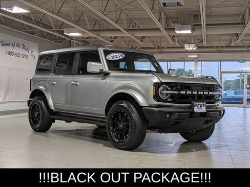 Used 2023 Ford Bronco Outer Banks AWD/4WD image 2