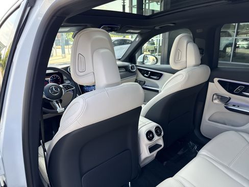 Certified 2026 Mercedes-Benz GLC 300 GLC 300 image 29