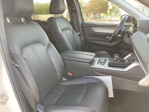 Used 2025 MAZDA CX-70 3.3 Turbo w/ Preferred Package image 28