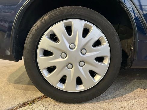 Used 2012 Toyota Corolla LE image 25