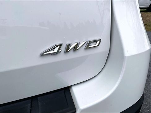 Used 2025 Ford Explorer ST-Line image 7