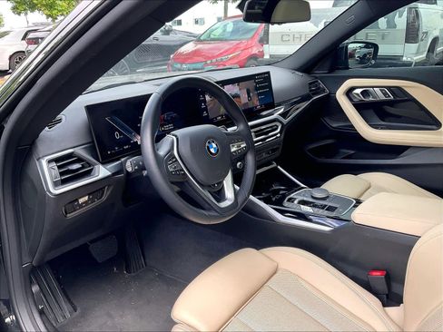 Used 2023 BMW 230i Coupe w/ Convenience Package image 15