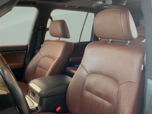 Used 2019 Toyota Land Cruiser AWD/4WD image 25