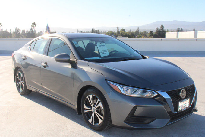 Used 2021 Nissan Sentra SV FWD image 2