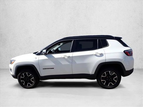 Used 2020 Jeep Compass Trailhawk AWD/4WD image 2