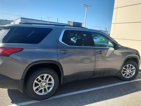Used 2019 Chevrolet Traverse LT AWD/4WD image 4
