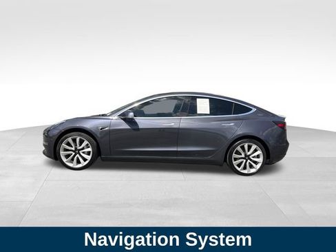 Used 2019 Tesla Model 3 Long Range RWD image 2