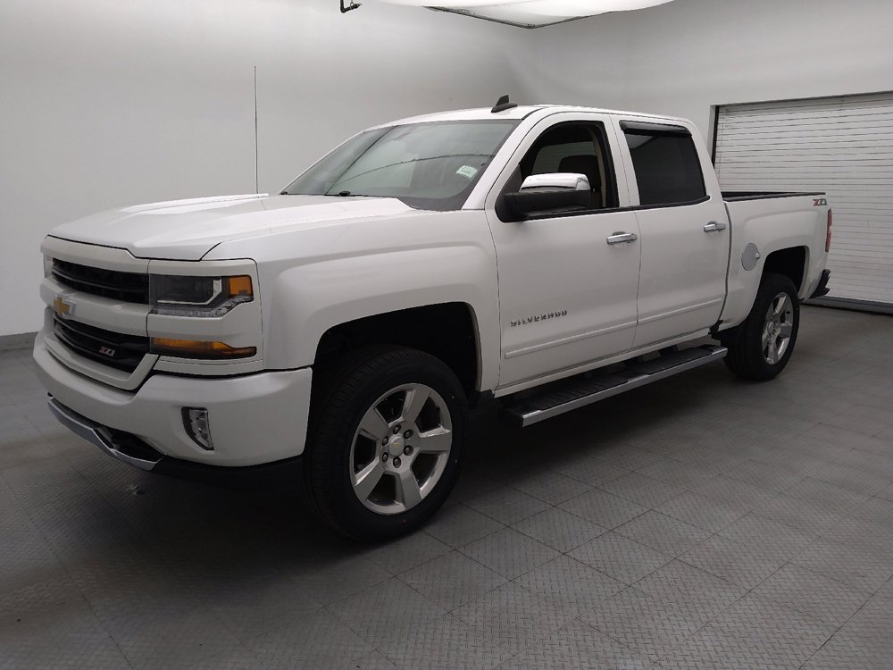 Used 2018 Chevrolet Silverado 1500 LT w/ All Star Edition AWD/4WD image 2