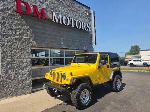 Used 2006 Jeep Wrangler X w/ Tire & Wheel Group (Ecco) AWD/4WD image 17